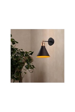 Amber Led Pütürlü Siyah Metal Aplik E27 Uyumlu 20x27x29 Cm Yatak Odası Duvar Aydınlatma, Siyah-680 Çok Renkli