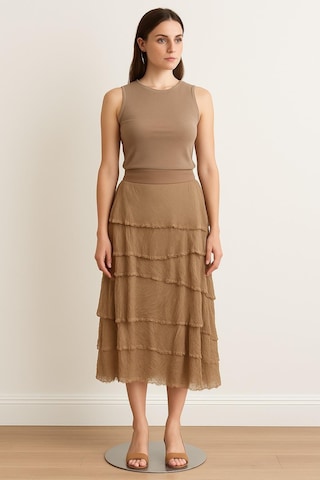 İtalyan 2 Beden Ince Gösteren Kat Kat Ipek Etek & Straplez Elbise Camel