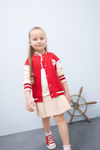 DeFacto Kız Bebek Baskılı Kolej Yaka İçi Yumuşak Tüylü Bomber Hırka D7873A525SPRD54 Kırmızı