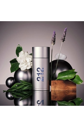 Carolina Herrera 212 Men NYC Erkek Parfüm EDT 100 ML