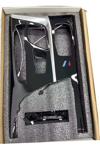 Bmw G30 M Logolu Orta Konsol Ambi Yans