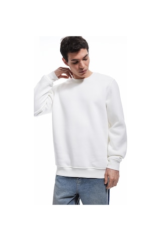 Koton Pamuklu Uzun Kollu Şardonlu Bisiklet Yaka Erkek Basic Sweatshirt Beyaz 7wam70002mk