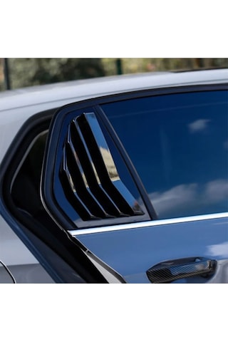 Vw Golf 8 İçin Kelebek Cam Vizörü Kaplaması Siyah Renk-Bantlı