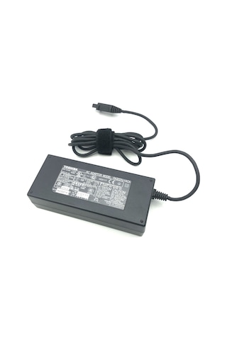 Toshiba Uyumlu 15 V 8 A 4Pin Soketli Notebook Adaptör PA3237U-3Aca