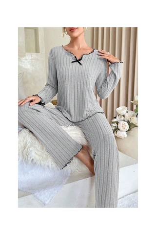 I-moda Kadın Gri Çizgili Uzun Kollu Fiyonk Detaylı Pijama Takımı Rahat Mevsimlik