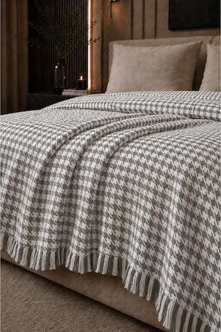 Çift Kişilik Pike Kazayağı Desenli Dekoratif Yatak Örtüsü 200x220 Cm Gri