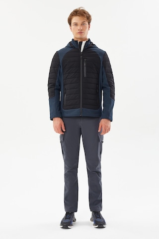 Exuma 2411137-ıng Erkek Softshell Mont 001