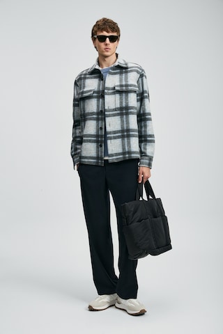 Lufian Karl Erkek Basic Gömlek Regular Fit Gri Gri 112010685100150 Gri