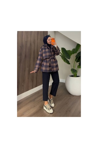Meecy Ekose Desen Kuşaklı İçi Astarlı Viral Trençkot Kahverengi2 Kahverengi2