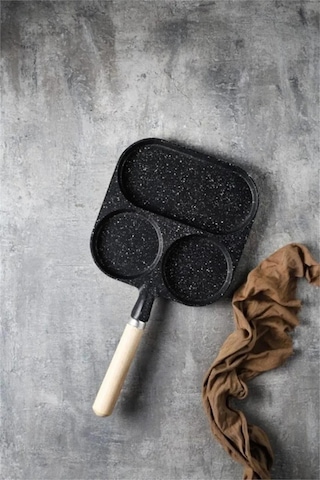 Evini Sev 3 Bölmeli Granit Döküm Tava Pancake Yumurta Mücver Omlet Tavası