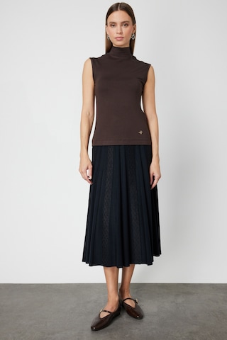 On Kadın Dik Yaka Kolsuz Basic Bluz 61432 Kahverengi Kahverengi