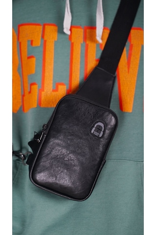 Hakiki Deri Göğüs Ve Omuz Çanta Ve Mekanizmalı Kartlık Cüzdan Siyah