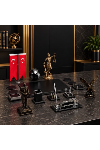 16 Parça Kristal Masaüstü İsimlik Ve Ofis Seti Atatürk, Kartal, Adalet Heykeli Ve Türk Bayraklı Siyah - Gold