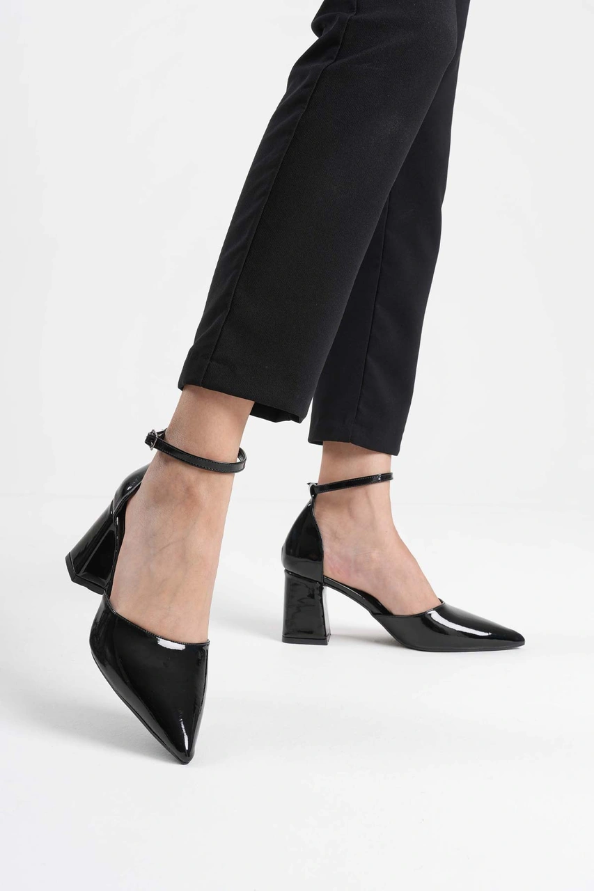 Doren Siyah Rugan Kadın Topuklu Ayakkabı Muhtelif