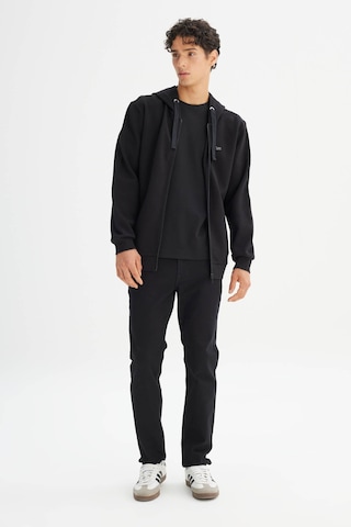 Lee Kapüşonlu Fermuarlı Siyah Erkek Sweatshirt L2520310001 Siyah