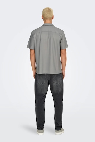 Only & Sons Erkek Onskarı Rahat Kesim Kısa Kollu Çıt Çıt Düğmeli Gömlek 22032560 Gri Gri