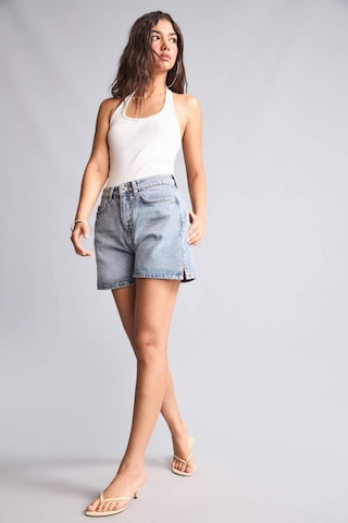 Defacto %100 Pamuk Mom Fıt Mavi Denim Şort I3183ax26hsnm28 Mavi-nm28