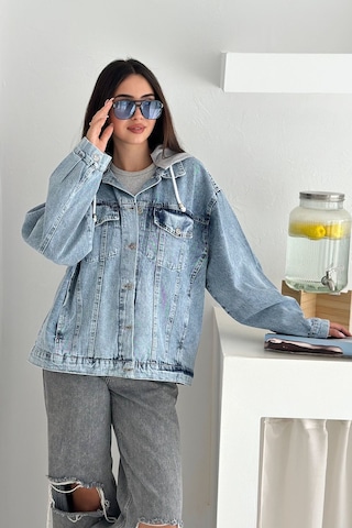 Kadın Oversize Kapüşonlu Cepli Gömlek Ceket Katmanlı & Rahat Stil Mavi