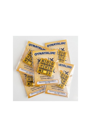 Xox Oyunu Karışık 10'lu Paket Kişiye Özel Öğretmen Adı Yazılı Kartlı Mini Tic Tac Toe Okul Karne Sınıf Hediyesi