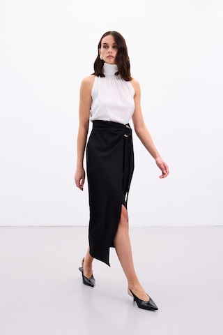 Sateen Aksesuar Kuşaklı Yırtmaçlı Etek - Siyah-136888 Siyah