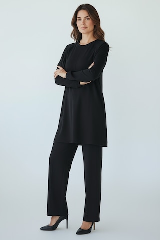 Kadın Tunik Önü Dikişli Altı Bantlı Pantolonun Beli Lastikli Önü Dikişli İkili Takım Siyah