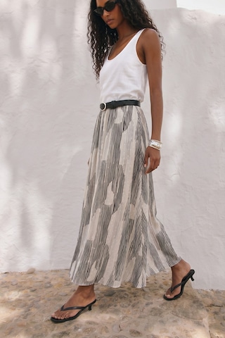 Sateen Desenli Kloş Etek - Siyah-137639