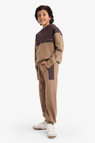 Defacto Erkek Çocuk Kargo Fit Beli Lastikli Eşofman Altı G5568a825cwbg152 Bej-bg152