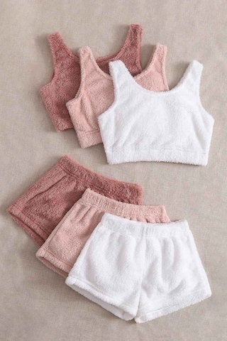 Merry See 3 Lü Set Kolsuz Askılı Peluş Polar Alt Üst Şortlu Pijama Takımı 001