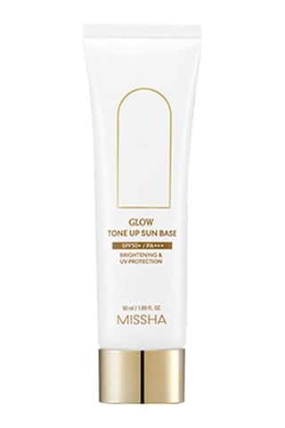 Mıssha Pürüzsüz, Aydınlık Ve Işıltılı Görünüm Sunan Makyaj Bazı 50 Mililitre Glow Tone Up Sun Base S Sku: Smg8690010425225 Açık Bej