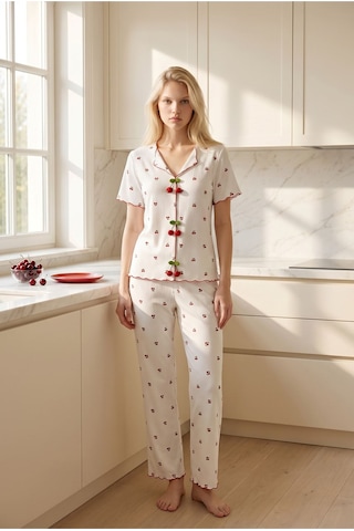 Burcumay Kadın Kiraz Düğmeli Desenli Pijama Takımı Beyaz Yazlık Kısa K...