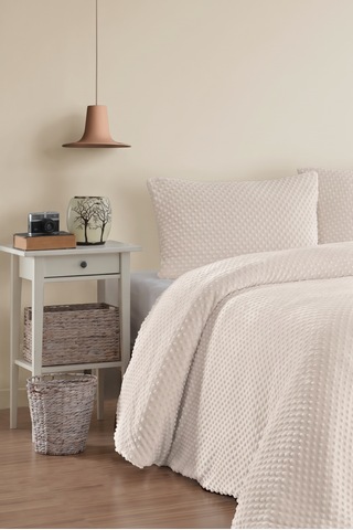 Kapreo Velora Comforter Yorgan Seti 220x240 Cm + 2 Yastık Kılıfı Ekru