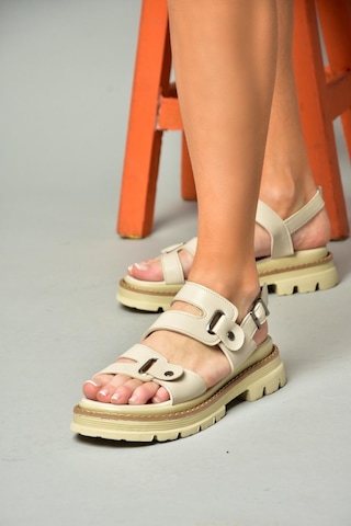 Fox Shoes S996075509 Bej Kadın Sandalet Bej