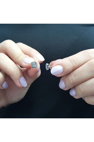 Lova 0,31 Karat Baget Pırlanta Küpe - 3030029