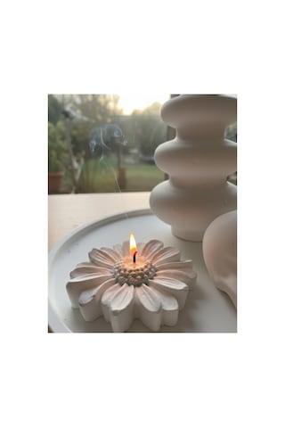 Modern Beyaz Dekoratif Set Baloncuk Vazo, Papatya Mum Figürü Ve Kurukafa Obje