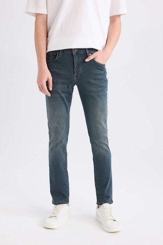 DeFacto Pedro Slim Fit Esnek Yumuşak Kumaş Dar Kalıp Normal Bel Dar Paça Jean Pantolon -  C5682AX25SPNM41