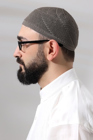 Kahverengi Dantel Detaylı Örme Gold Namaz Takkesi