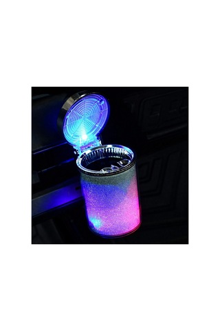 Araç İçi Çok Renkli Işıklı Küllük Renkli Işıklı Kapaklı Araba Küllüğü Oto Küllük Rgb Işıklı 1