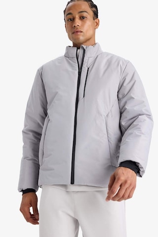 Defacto Defactofit Su İtici Slim Fit Dar Kesim Fermuarlı Su Geçirmez Mont E9484ax25wngr487 Gri