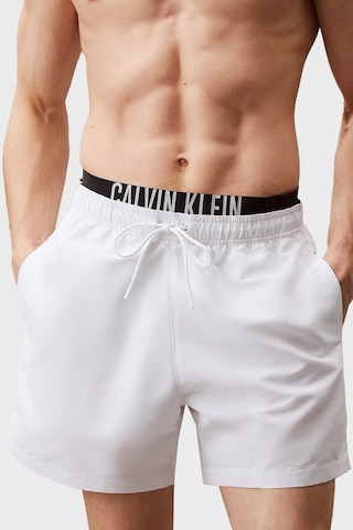 Calvin Klein Erkek Mayo Short Km0km01093 Ycd Beyaz Beyaz