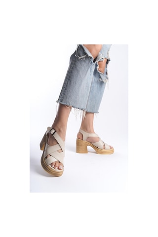 Preshley Kadın Diego Krem Ortopedik İç Taban 8 Cm Platform Topuk Sandalet-Krem Cilt Krem
