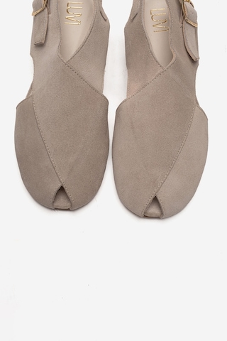 Luvishoes Monaro Bej Süet Hakiki Deri Kadın Sandalet