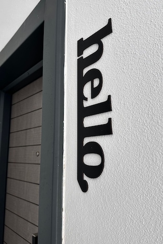 Hello Ahşap Duvar Yazısı Duvar Dekor