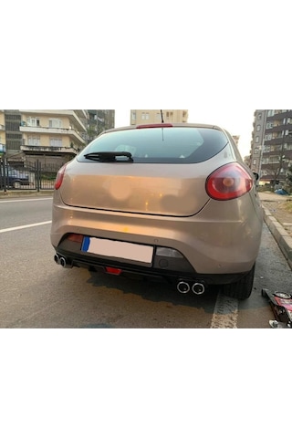 Fiat Bravo Uyumlu Body Kit Difüzör 4 Çıkış Siyah Yuvarlak