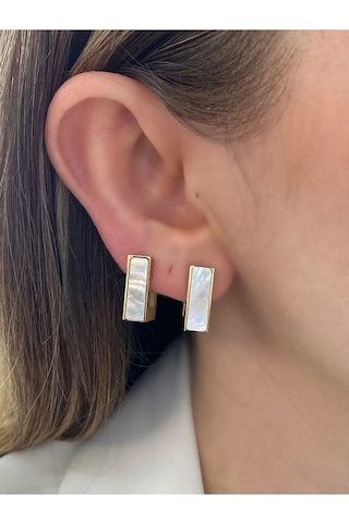 İncili Kare Altın Kaplama Kararmaz Küpe Çifti Altın