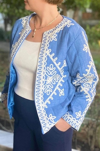 Mia Butik Kadın Mavi Bordur Nakışlı Astarlı Ceket Mavi