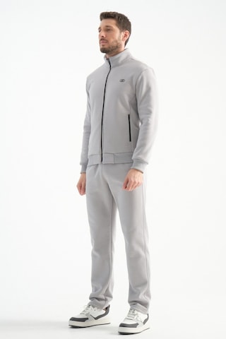 Shooter Sportswear Shooter Erkek Kışlık Eşofman Takımı Thermosoft Teknolojisi Içi Kuzu Görünümlü Regular Kalıp Açık Gri