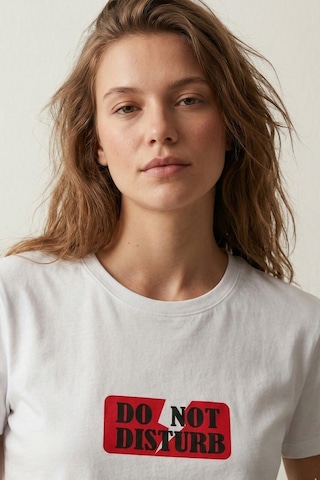 Elemge %100 Pamuk Pijama Üstü T-shirt Süprem Compact Penye Kadın Rahat Kalıp Beyaz Kısa Kol Do Not Disturb