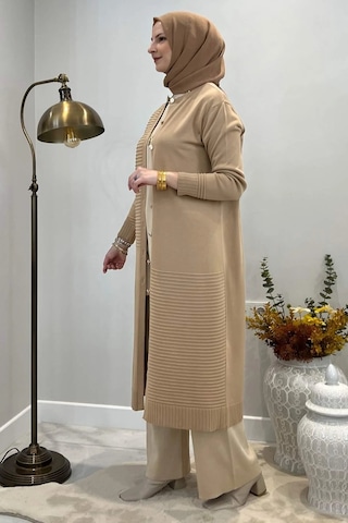 Rabia Şamlı Manolya Bej Triko Hırka Normal