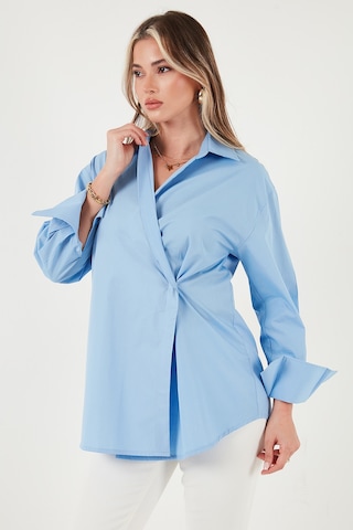 Lela Regular Fit Klasik Yaka Bağlamalı Uzun Kollu Bayan Gömlek 6834987 Mavi