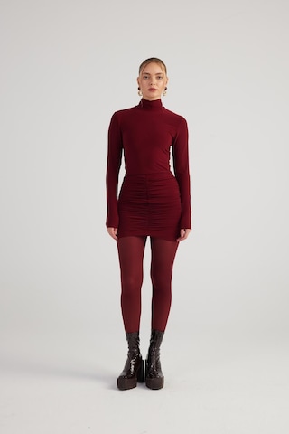 Holly Lolly Balıkçı Yaka Büzgülü Mini Tami Elbise Bordo